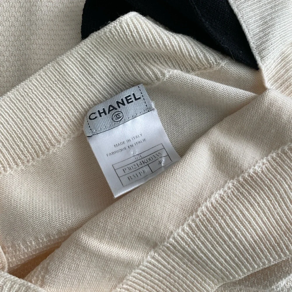 Chanel women vintage 2007 cream black knit dress size 40 $2999